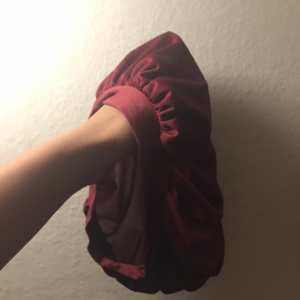 Silk bonnet